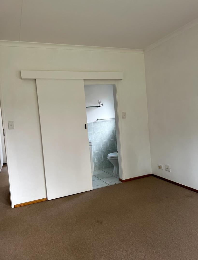 2 Bedroom Property for Sale in Howick North KwaZulu-Natal