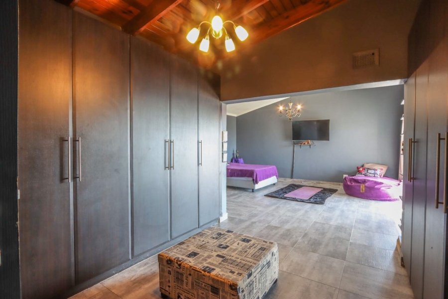 4 Bedroom Property for Sale in Hillary KwaZulu-Natal