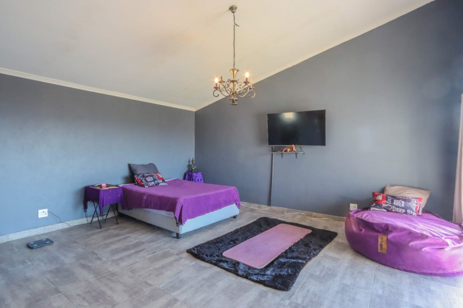 4 Bedroom Property for Sale in Hillary KwaZulu-Natal