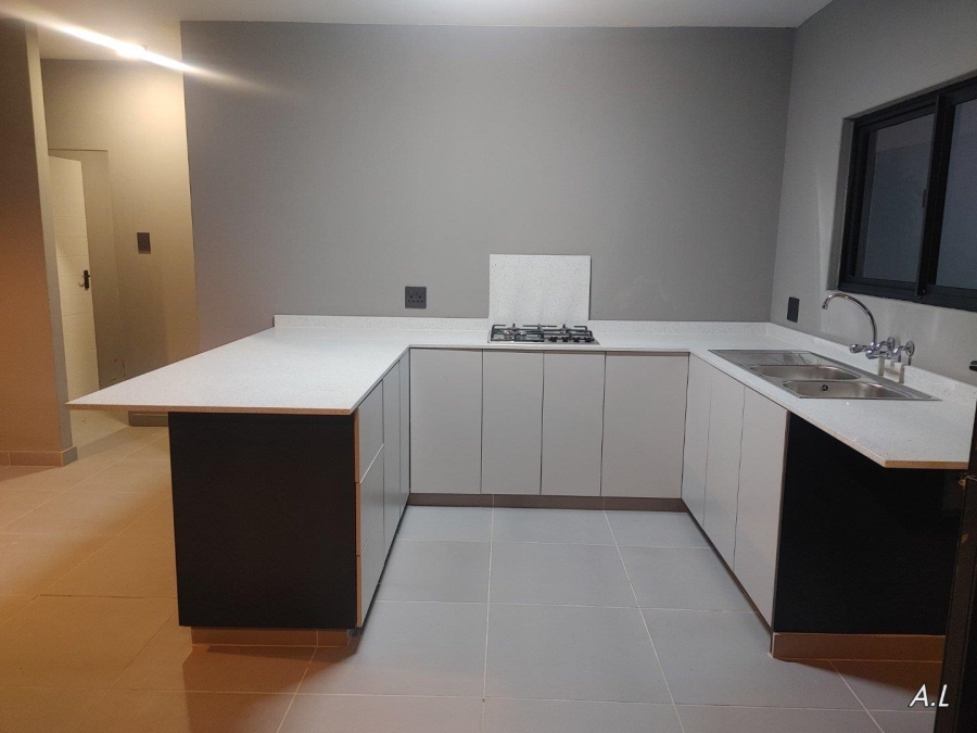 To Let 2 Bedroom Property for Rent in Waterfall KwaZulu-Natal