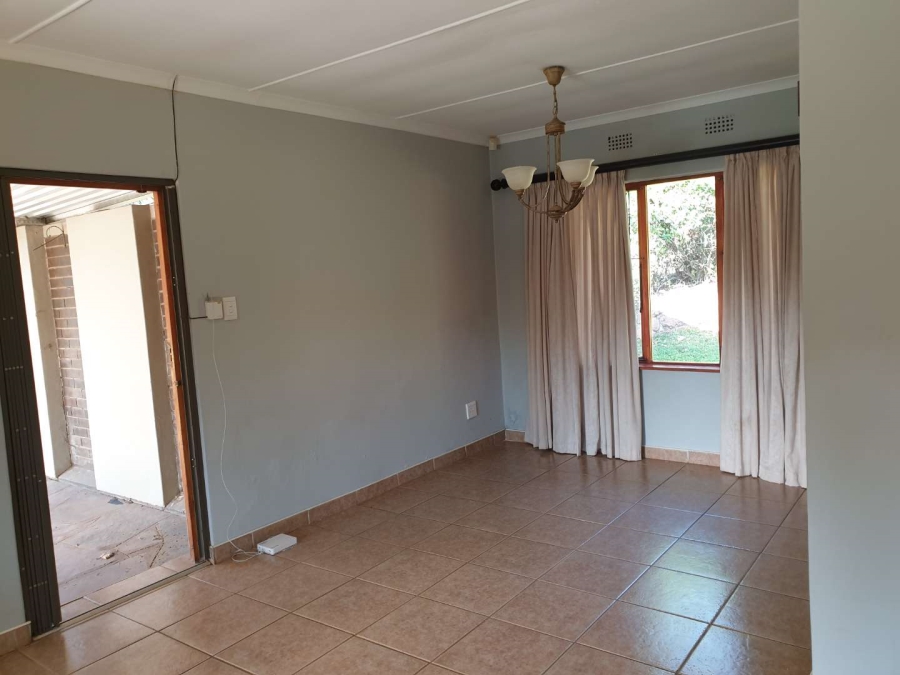 To Let 3 Bedroom Property for Rent in Waterfall KwaZulu-Natal