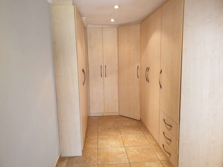 To Let 3 Bedroom Property for Rent in Waterfall KwaZulu-Natal