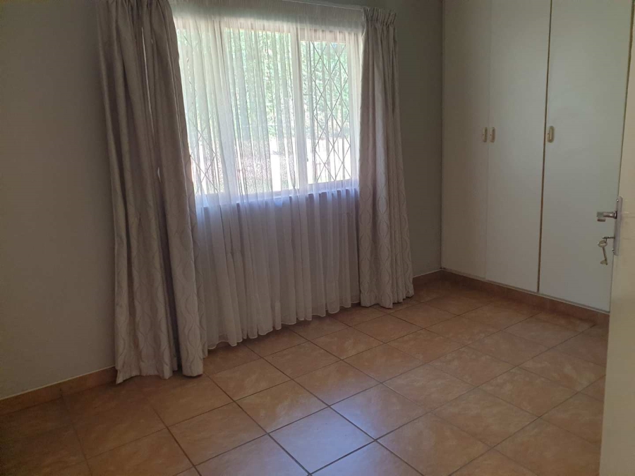 To Let 3 Bedroom Property for Rent in Waterfall KwaZulu-Natal