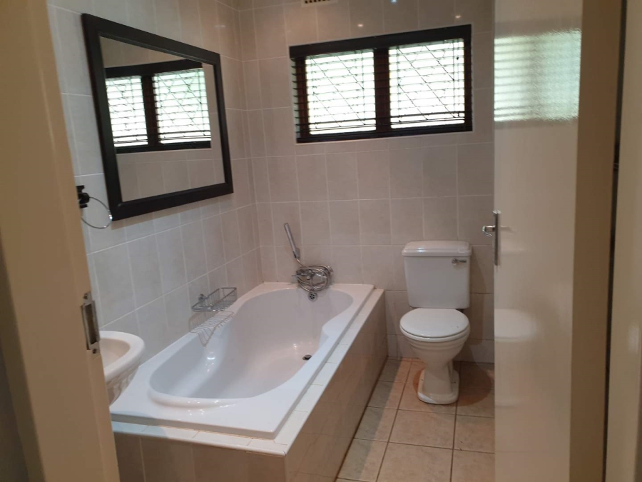 To Let 3 Bedroom Property for Rent in Waterfall KwaZulu-Natal