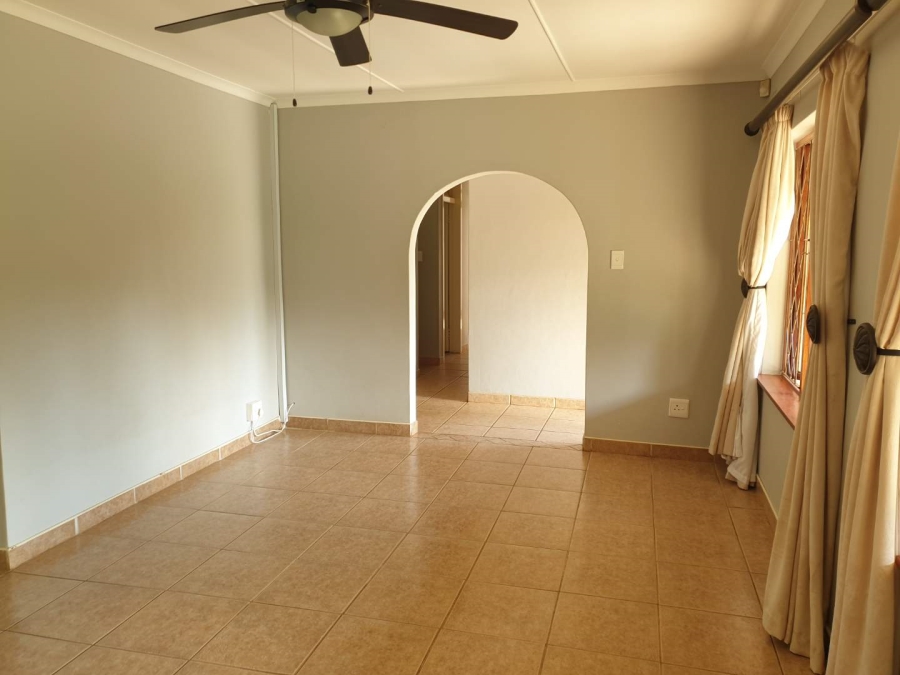 To Let 3 Bedroom Property for Rent in Waterfall KwaZulu-Natal