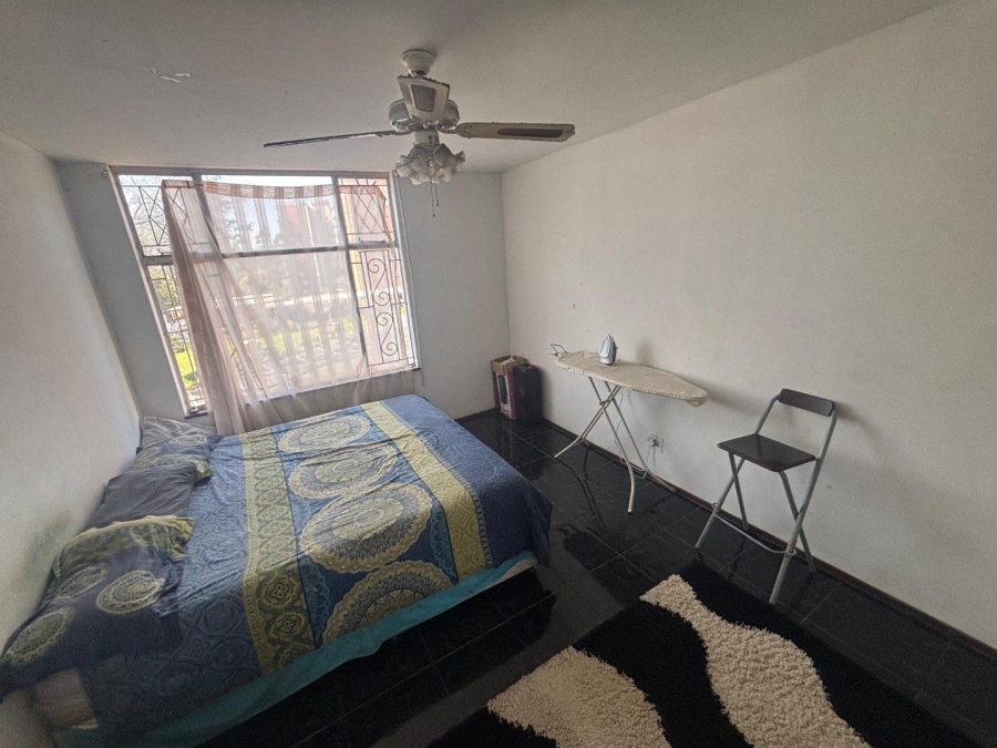 1 Bedroom Property for Sale in Pinetown KwaZulu-Natal