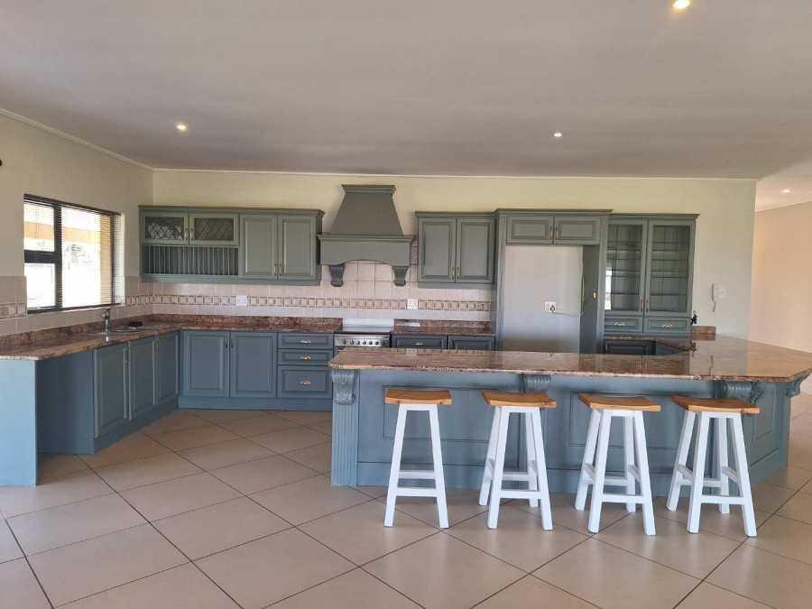 To Let 3 Bedroom Property for Rent in Summerveld KwaZulu-Natal