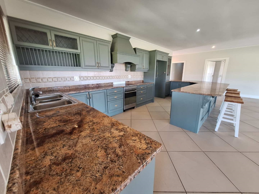 To Let 3 Bedroom Property for Rent in Summerveld KwaZulu-Natal