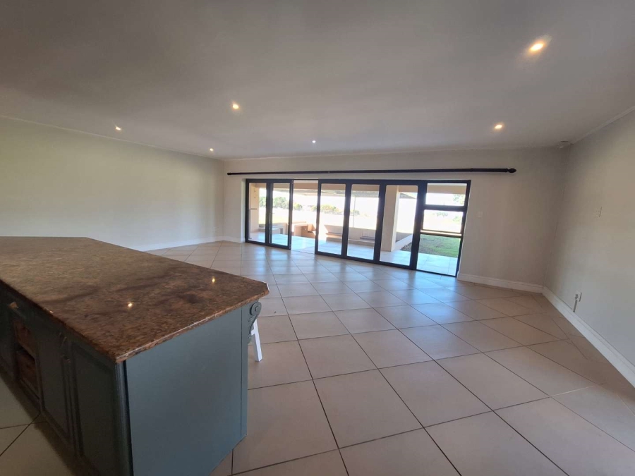 To Let 3 Bedroom Property for Rent in Summerveld KwaZulu-Natal