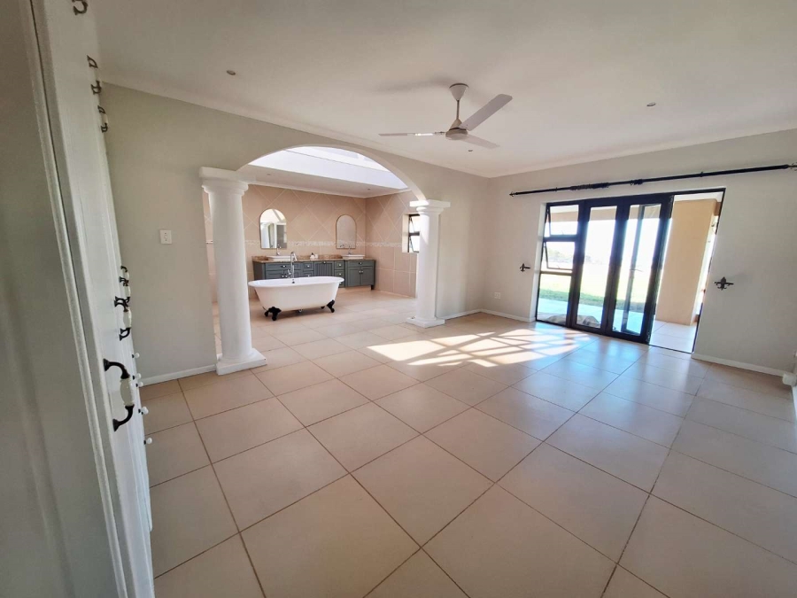 To Let 3 Bedroom Property for Rent in Summerveld KwaZulu-Natal