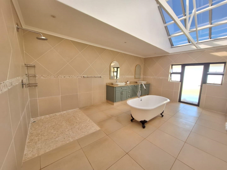 To Let 3 Bedroom Property for Rent in Summerveld KwaZulu-Natal