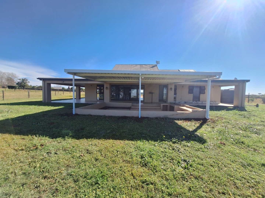 To Let 3 Bedroom Property for Rent in Summerveld KwaZulu-Natal
