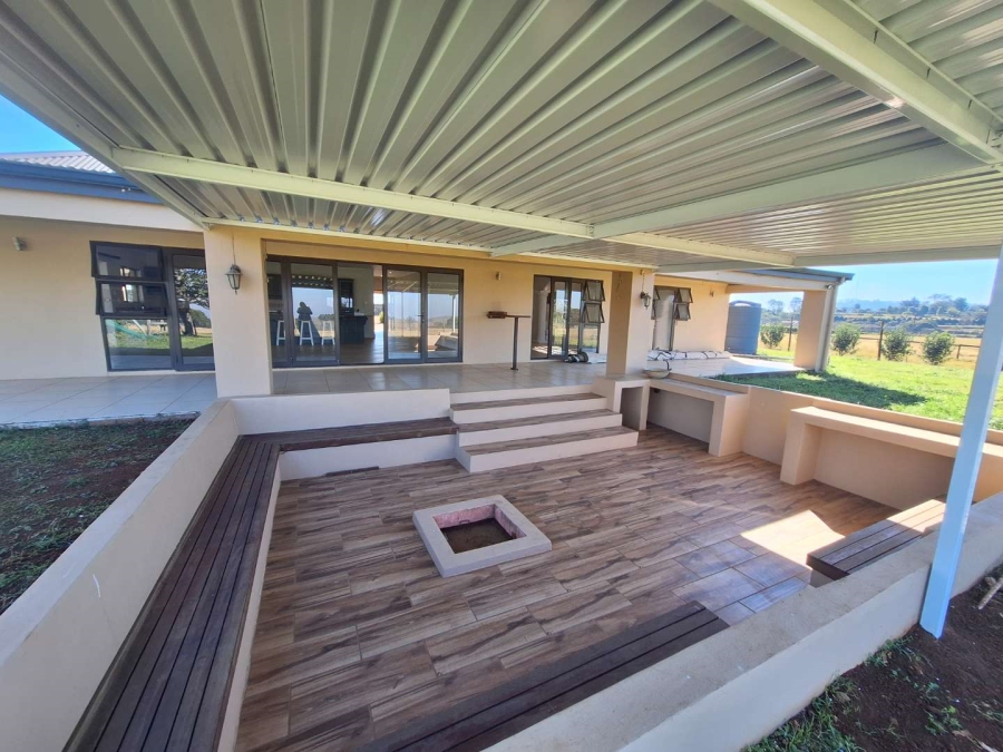 To Let 3 Bedroom Property for Rent in Summerveld KwaZulu-Natal