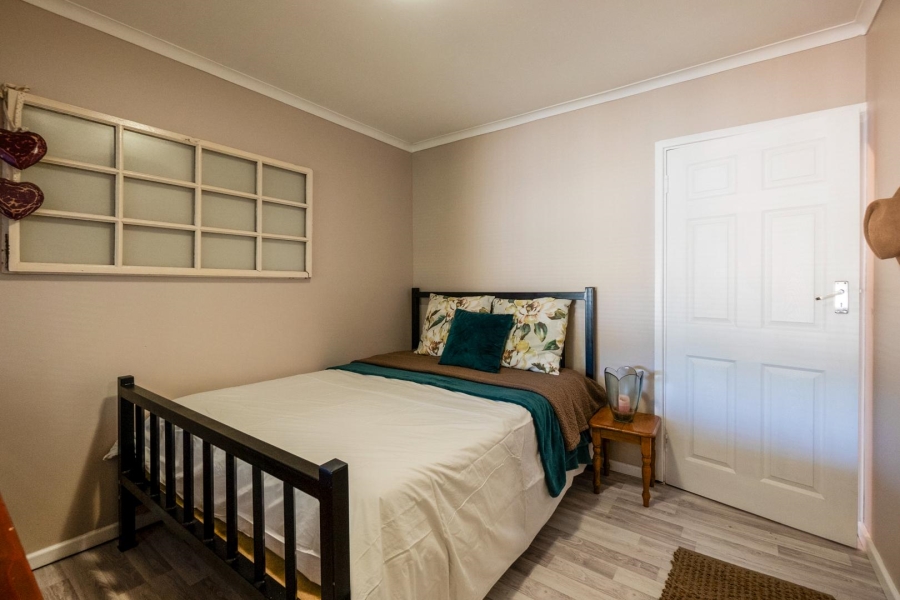 7 Bedroom Property for Sale in Amanzimtoti KwaZulu-Natal
