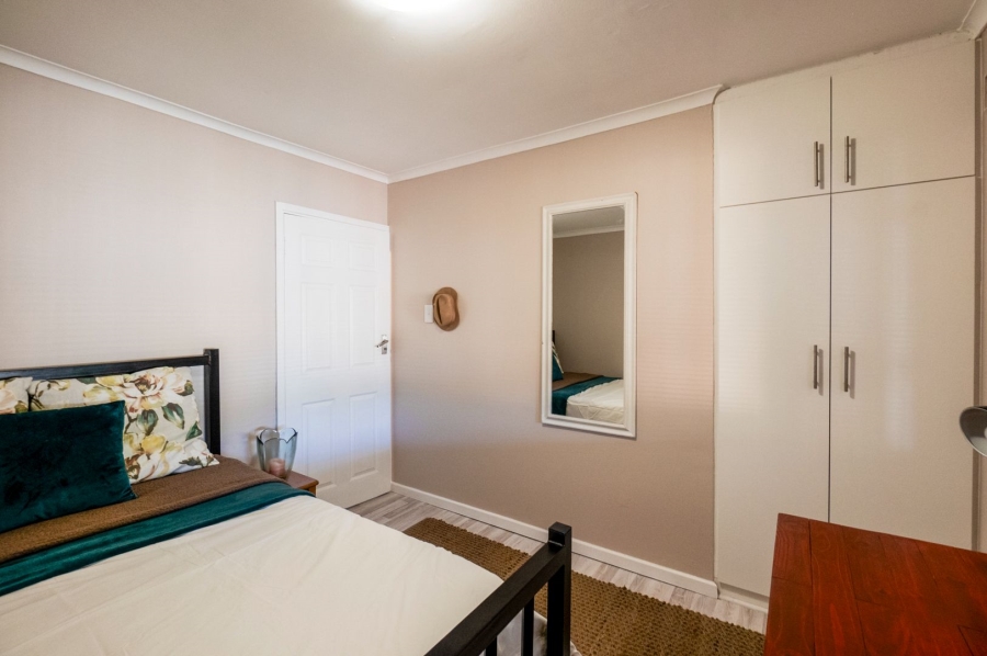 7 Bedroom Property for Sale in Amanzimtoti KwaZulu-Natal
