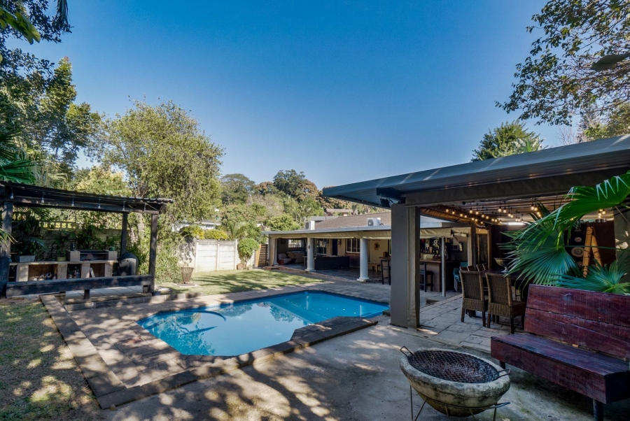 7 Bedroom Property for Sale in Amanzimtoti KwaZulu-Natal