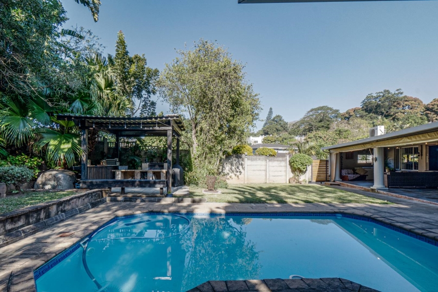 7 Bedroom Property for Sale in Amanzimtoti KwaZulu-Natal
