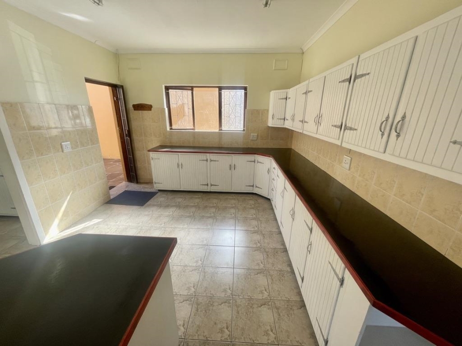 To Let 3 Bedroom Property for Rent in Umhlanga KwaZulu-Natal