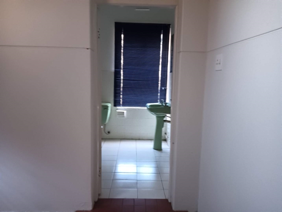 To Let commercial Property for Rent in Bulwer KwaZulu-Natal