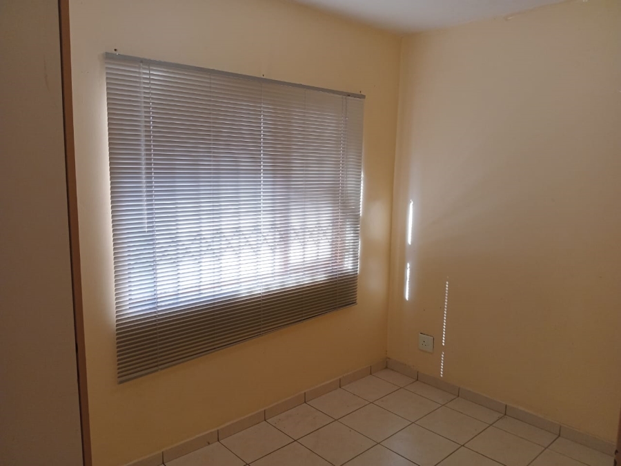To Let 2 Bedroom Property for Rent in Richem KwaZulu-Natal