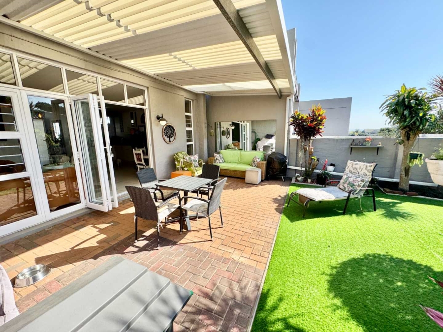 2 Bedroom Property for Sale in Sunningdale KwaZulu-Natal