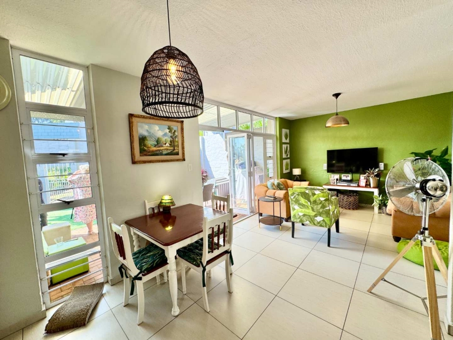 2 Bedroom Property for Sale in Sunningdale KwaZulu-Natal