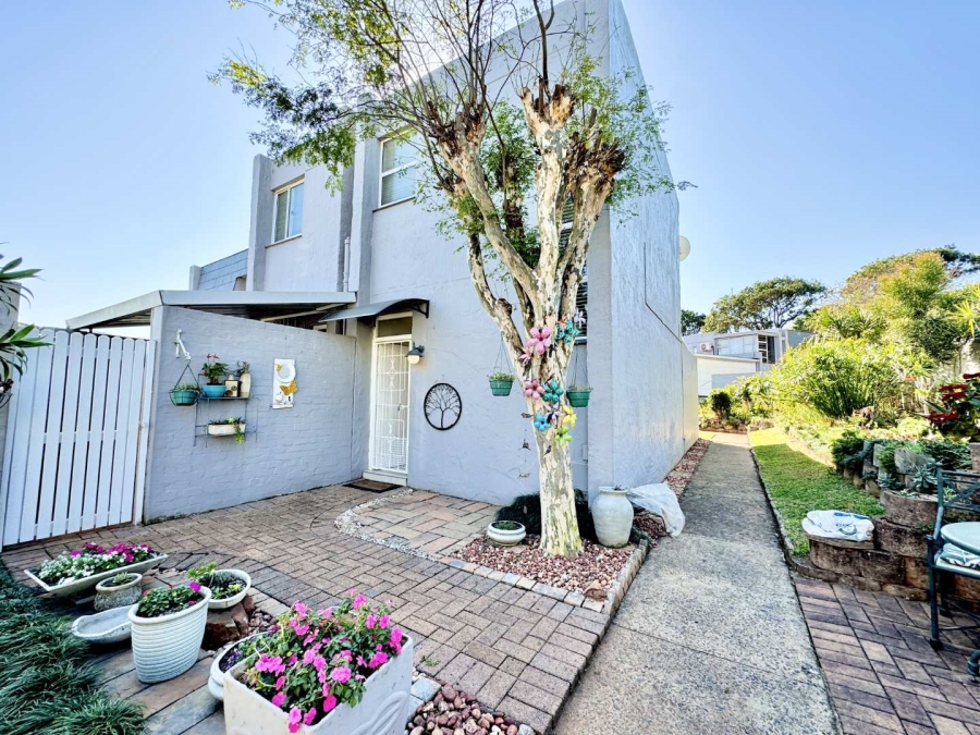 2 Bedroom Property for Sale in Sunningdale KwaZulu-Natal