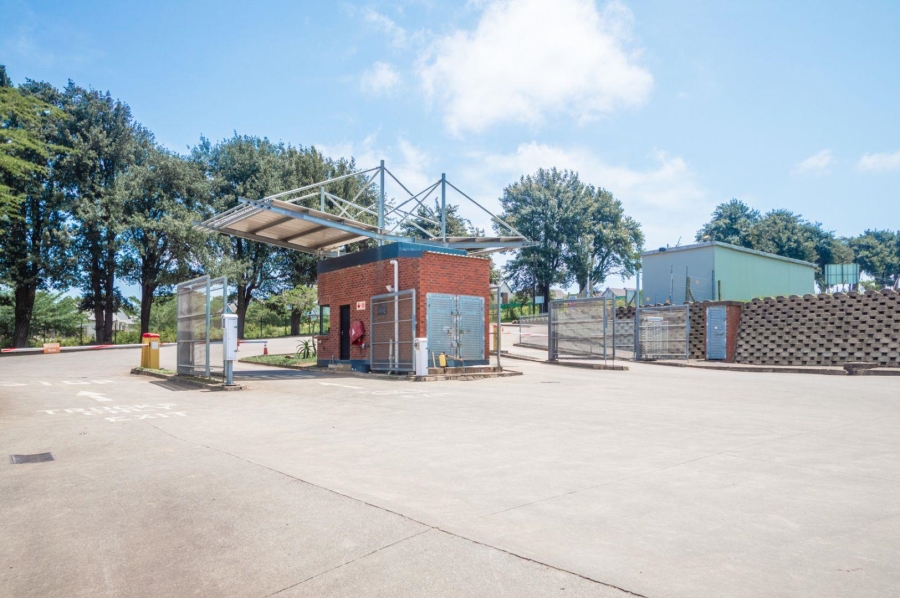 To Let commercial Property for Rent in Waterfall KwaZulu-Natal