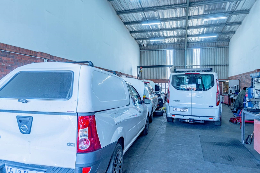 To Let commercial Property for Rent in Waterfall KwaZulu-Natal