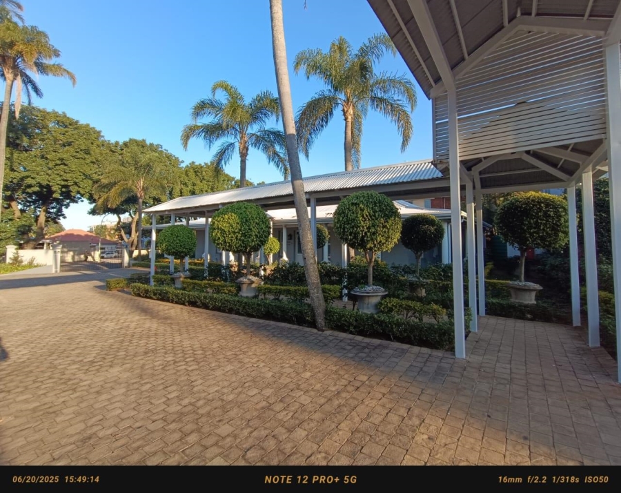 To Let 17 Bedroom Property for Rent in Essenwood KwaZulu-Natal