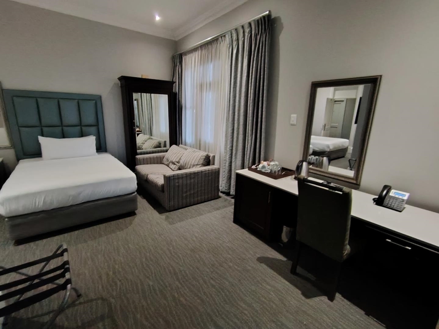 To Let 17 Bedroom Property for Rent in Essenwood KwaZulu-Natal