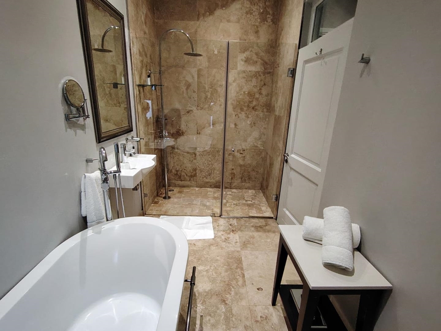 To Let 17 Bedroom Property for Rent in Essenwood KwaZulu-Natal