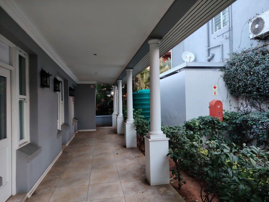To Let 17 Bedroom Property for Rent in Essenwood KwaZulu-Natal