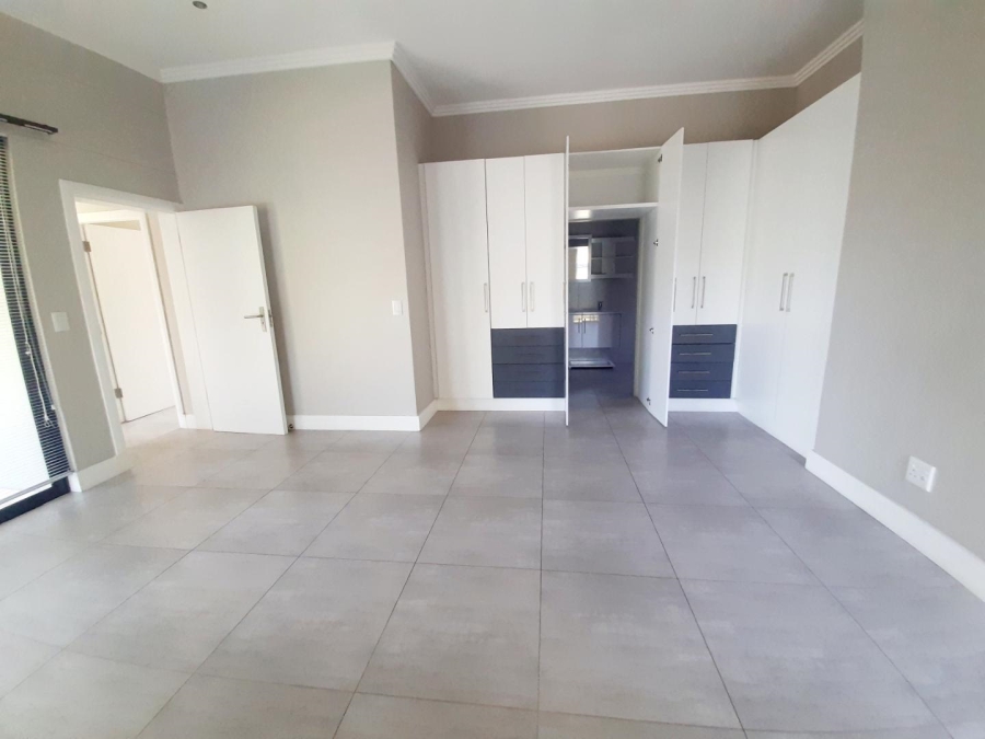 To Let 4 Bedroom Property for Rent in Palm Lakes Estate KwaZulu-Natal