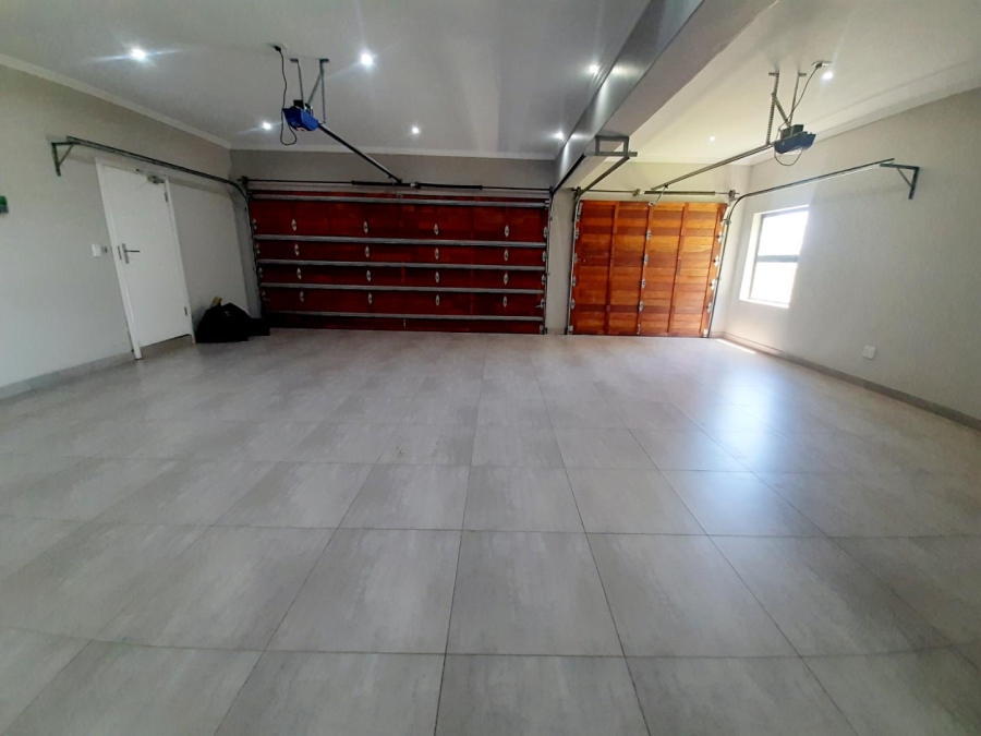 To Let 4 Bedroom Property for Rent in Palm Lakes Estate KwaZulu-Natal
