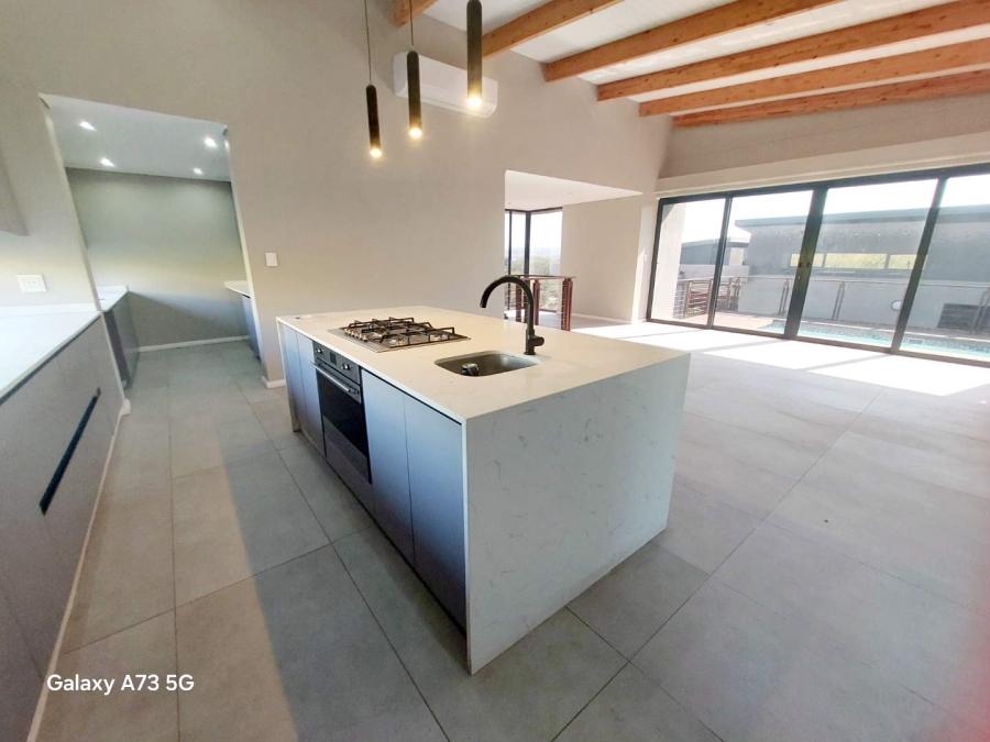 To Let 4 Bedroom Property for Rent in Palm Lakes Estate KwaZulu-Natal