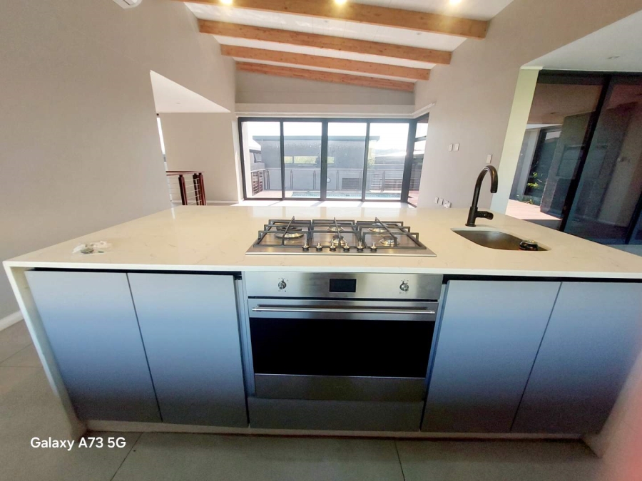 To Let 4 Bedroom Property for Rent in Palm Lakes Estate KwaZulu-Natal