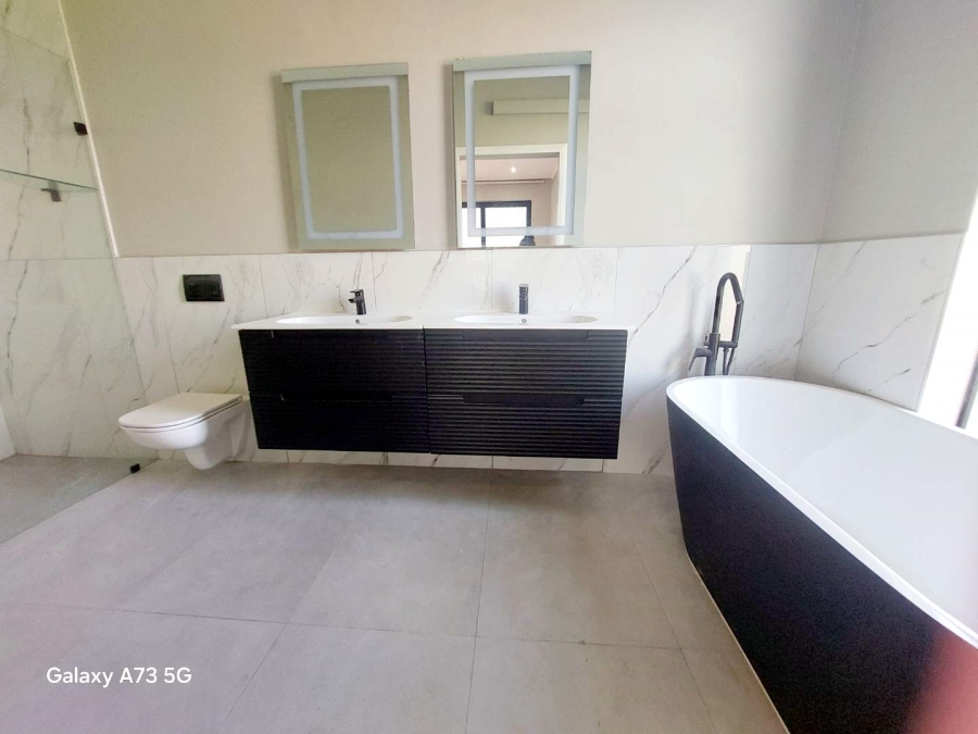 To Let 4 Bedroom Property for Rent in Palm Lakes Estate KwaZulu-Natal