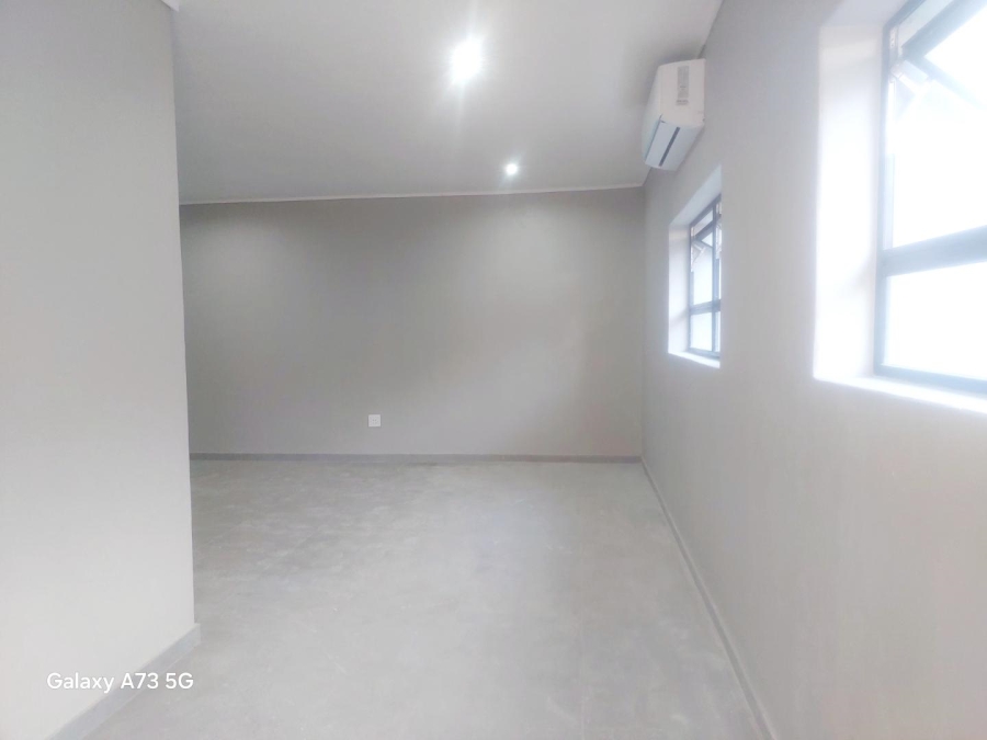 To Let 4 Bedroom Property for Rent in Palm Lakes Estate KwaZulu-Natal