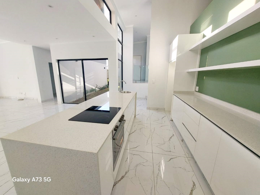 To Let 4 Bedroom Property for Rent in Palm Lakes Estate KwaZulu-Natal