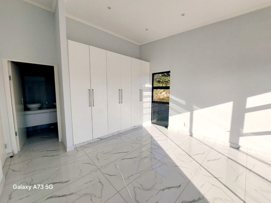 To Let 4 Bedroom Property for Rent in Palm Lakes Estate KwaZulu-Natal