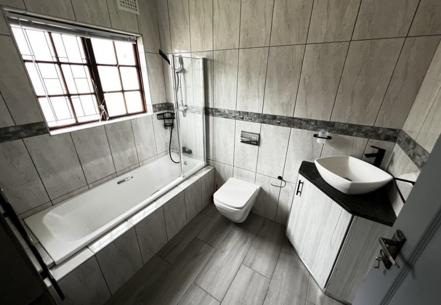 2 Bedroom Property for Sale in Shelly Beach KwaZulu-Natal