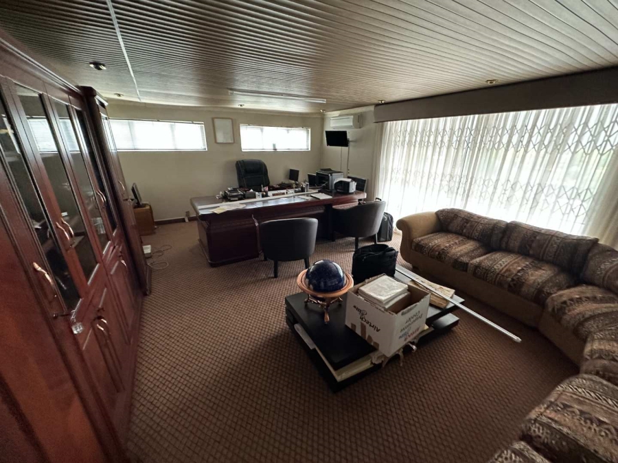 7 Bedroom Property for Sale in Dundee KwaZulu-Natal