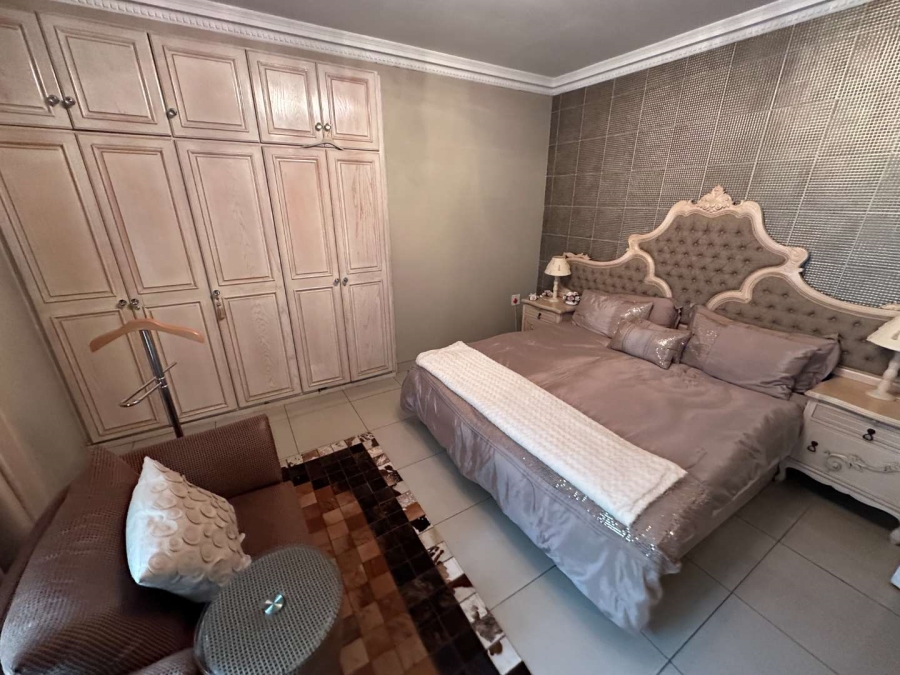 7 Bedroom Property for Sale in Dundee KwaZulu-Natal