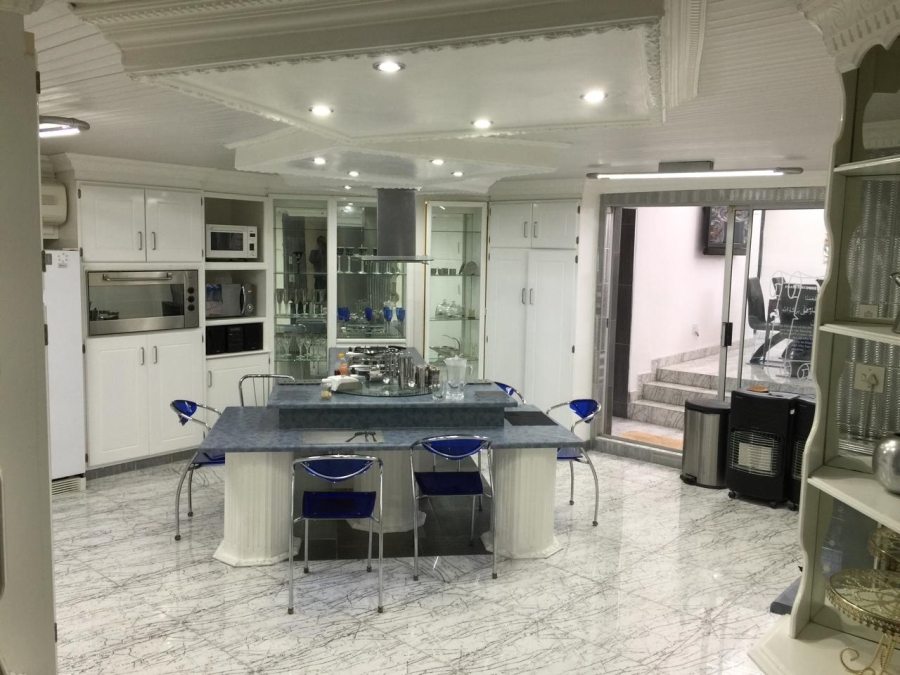 7 Bedroom Property for Sale in Dundee KwaZulu-Natal