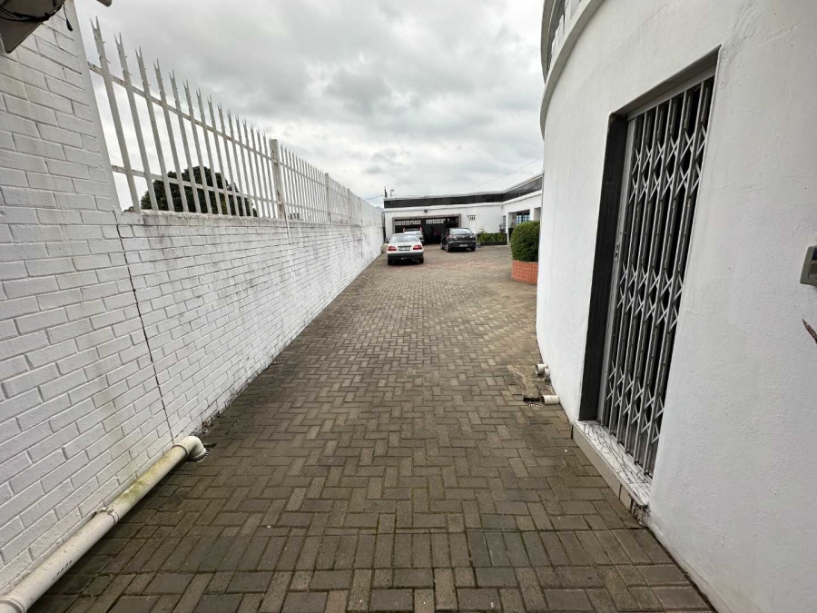 7 Bedroom Property for Sale in Dundee KwaZulu-Natal
