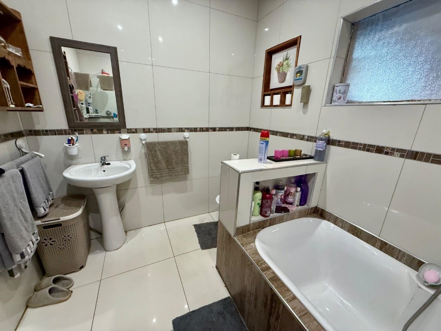 3 Bedroom Property for Sale in Vryheid KwaZulu-Natal