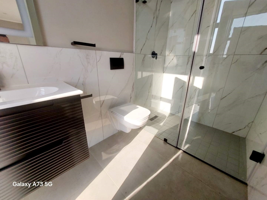 To Let 4 Bedroom Property for Rent in Palm Lakes Estate KwaZulu-Natal