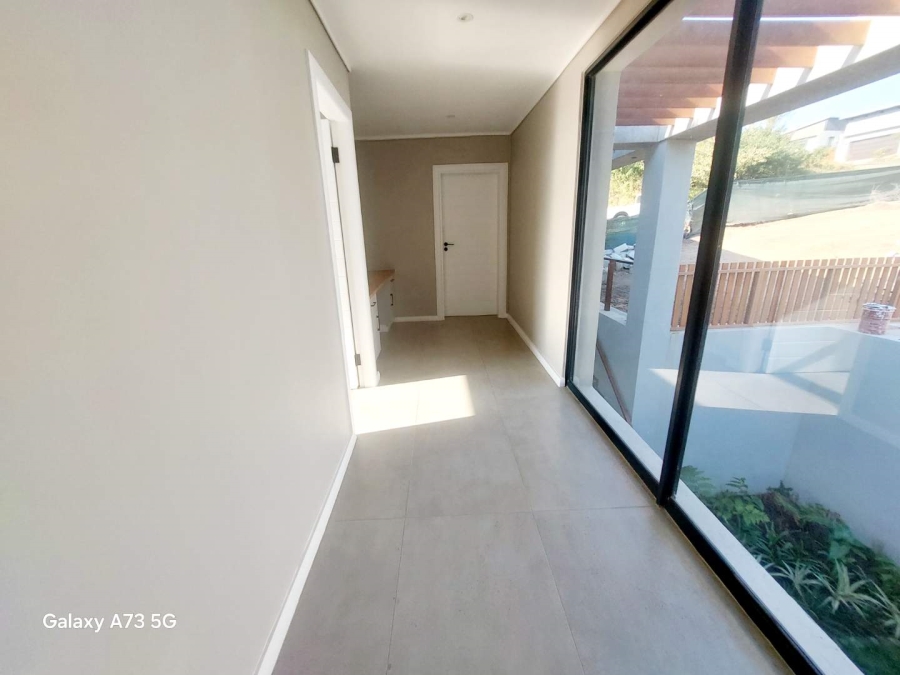 To Let 4 Bedroom Property for Rent in Palm Lakes Estate KwaZulu-Natal