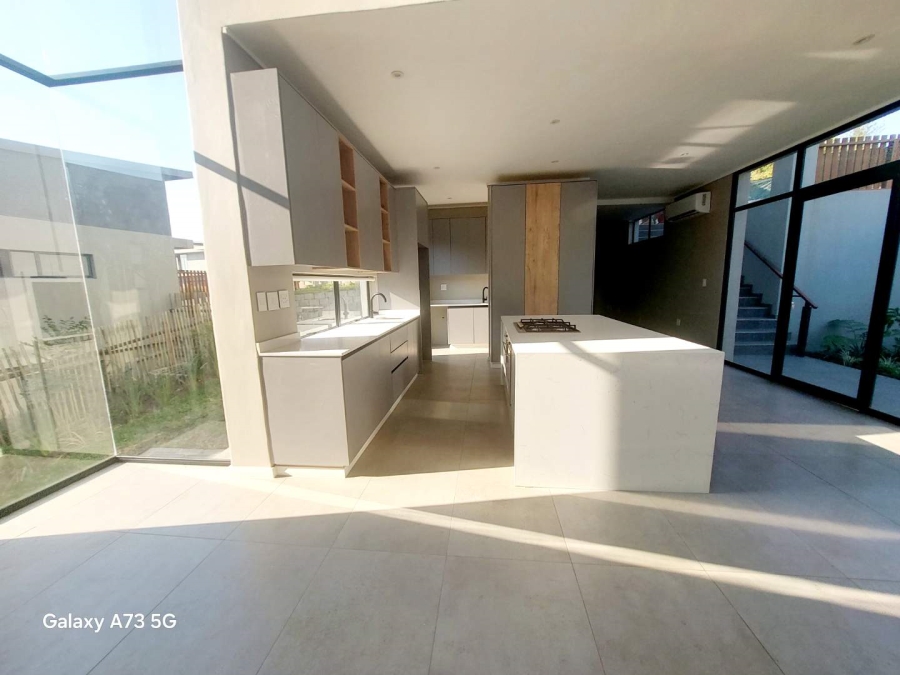 To Let 4 Bedroom Property for Rent in Palm Lakes Estate KwaZulu-Natal